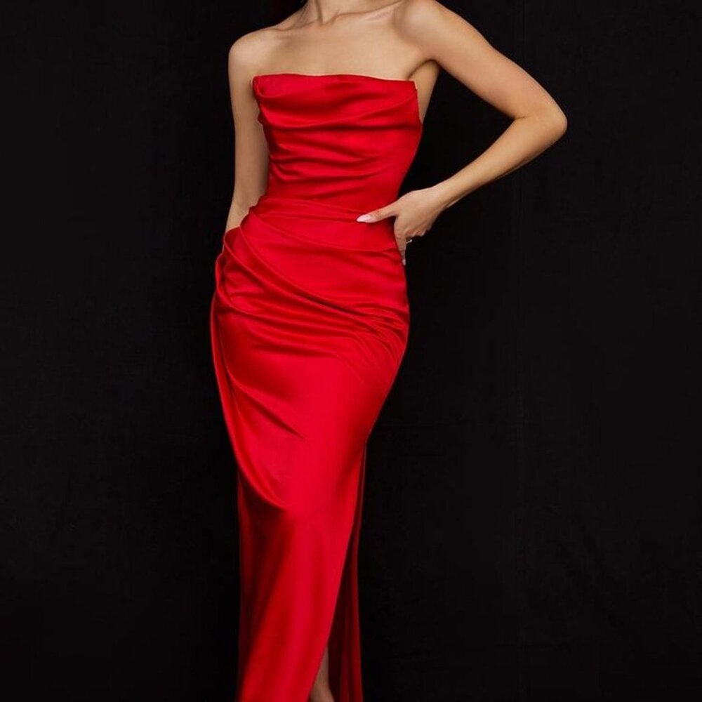 HOUSE OF CB DRESS: ADRIENNE SCARLET SATIN STRAPLESS GOWN